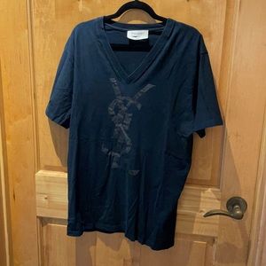 Men’s Yves Saint Laurent T-Shirt with velveteen logo. Authentic, worn once.